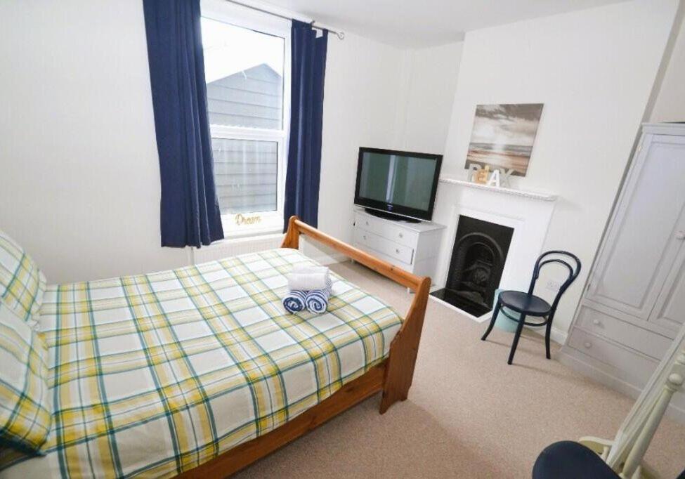 St Margarets Modern Georgian 2 Bedroom Apartment Ryde  Exterior photo