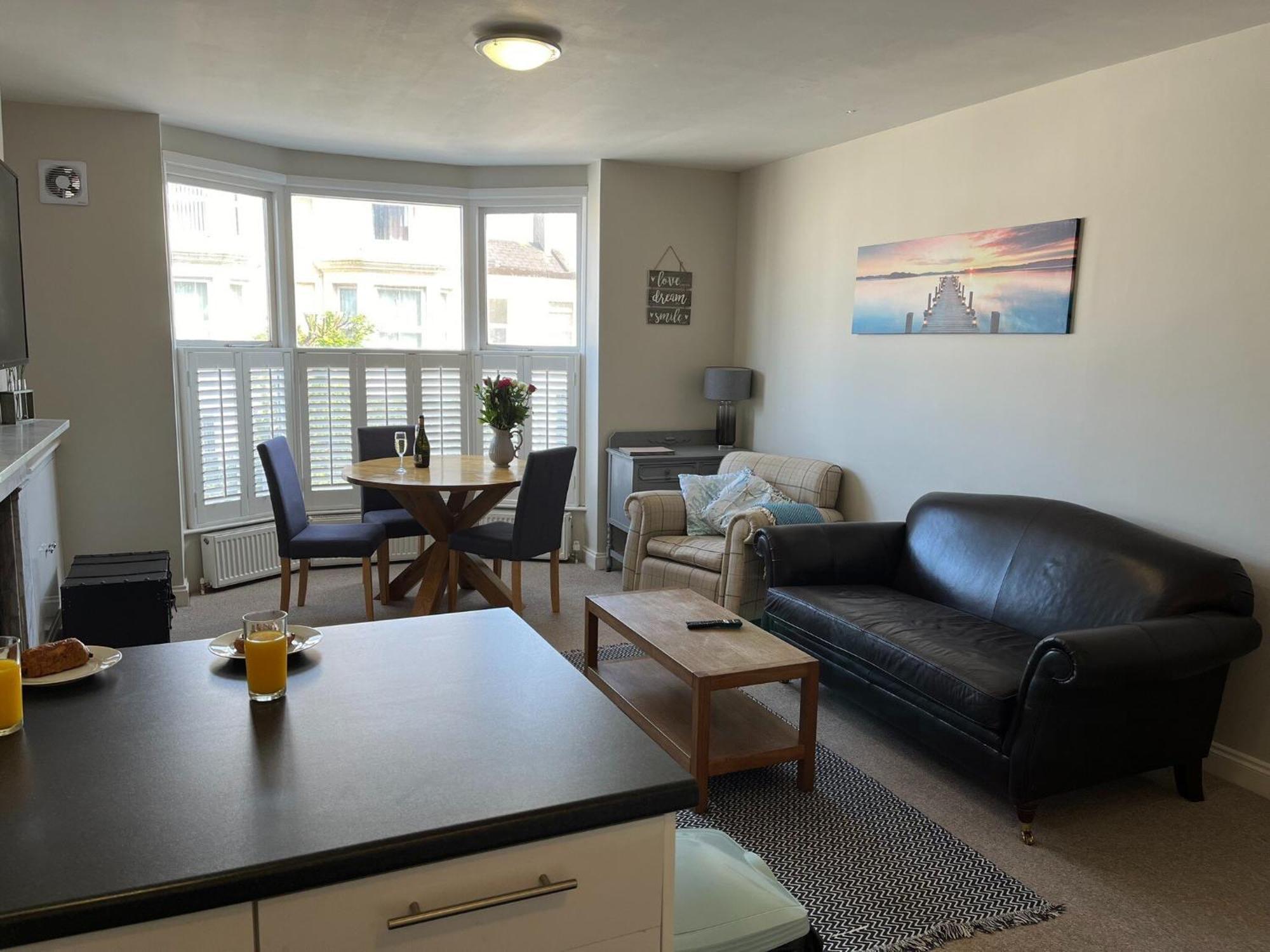 St Margarets Modern Georgian 2 Bedroom Apartment Ryde  Exterior photo